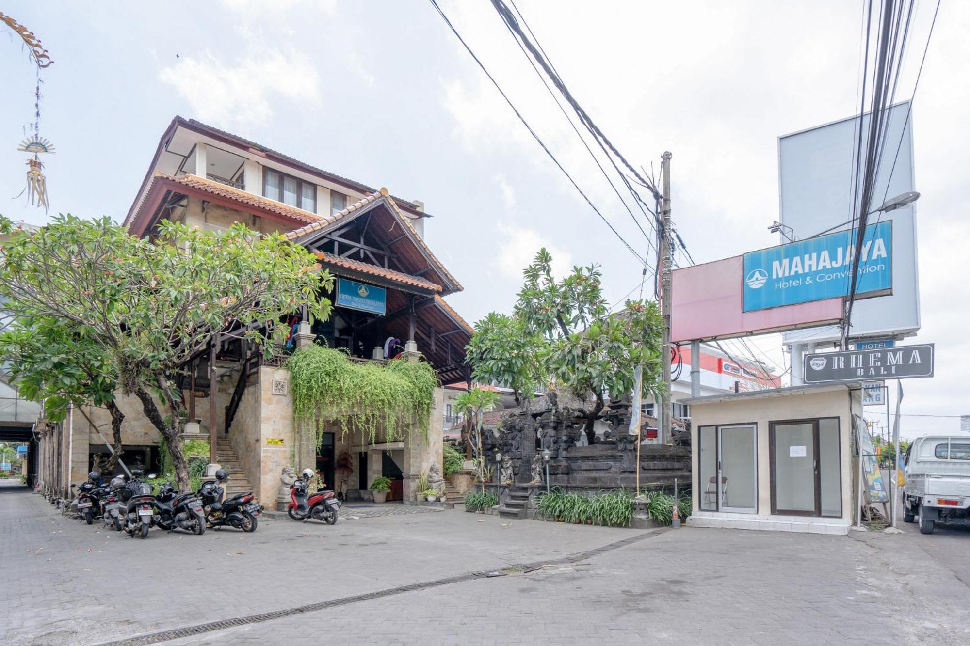 Reddoorz Plus At Mahajaya Hotel Denpasar Экстерьер фото