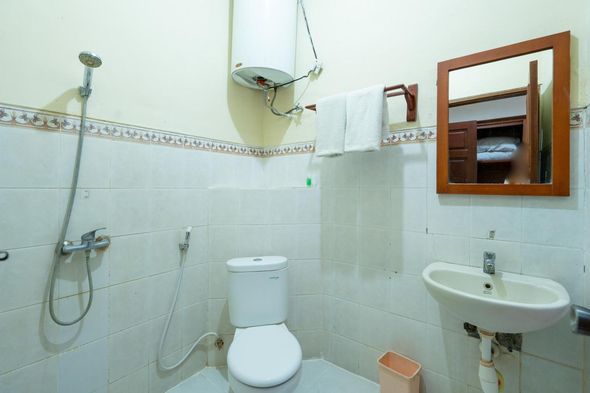 Reddoorz Plus At Mahajaya Hotel Denpasar Экстерьер фото